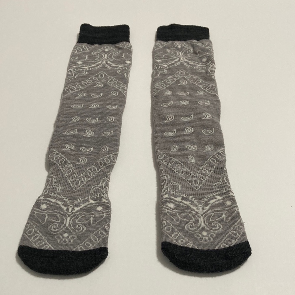 Thick grey and black bandanna long socks